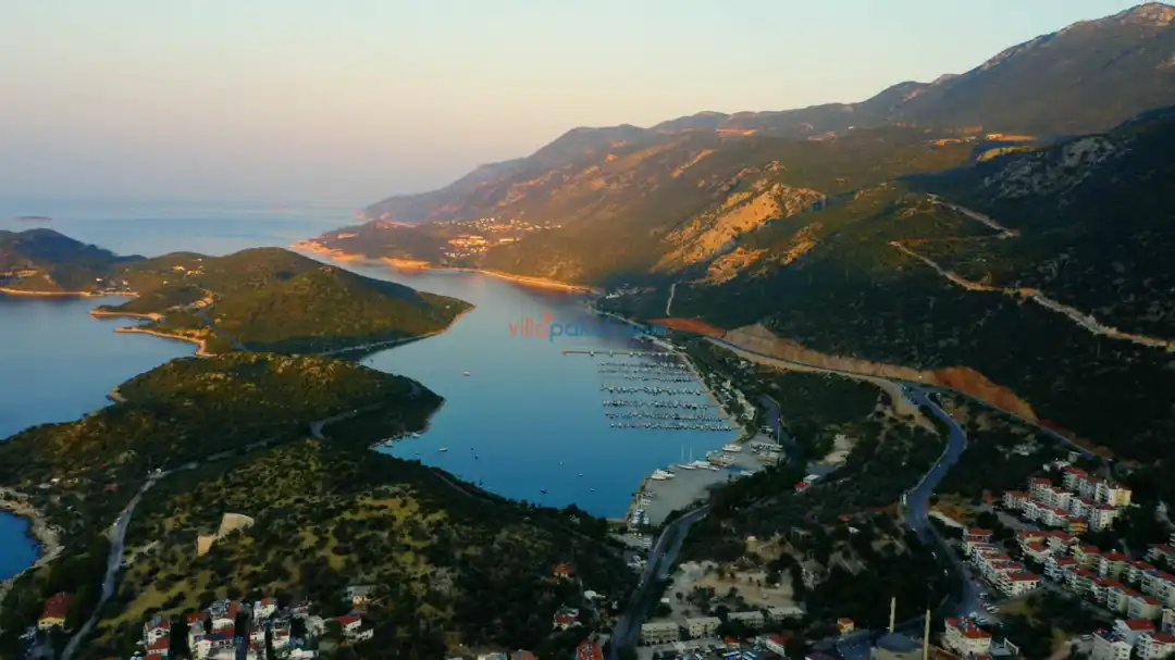 Kaş'ın gizli cennetlerini keşfet, doğanın büyüsüne kapıl! 