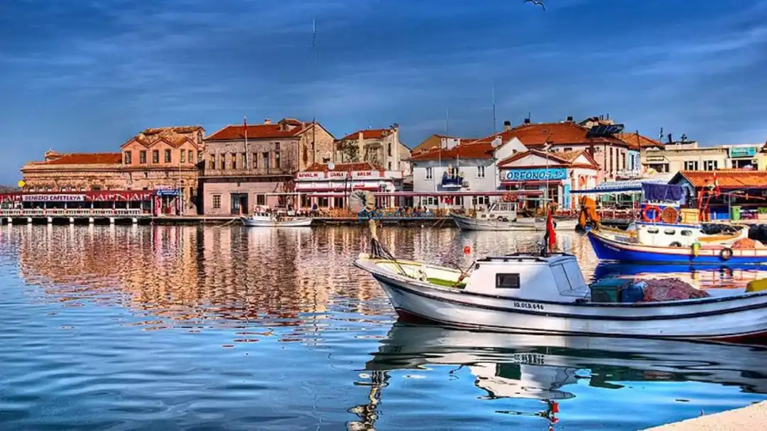 Ayvalık'ın İncisi: Cunda Adası'nın Eşsiz Ruhu