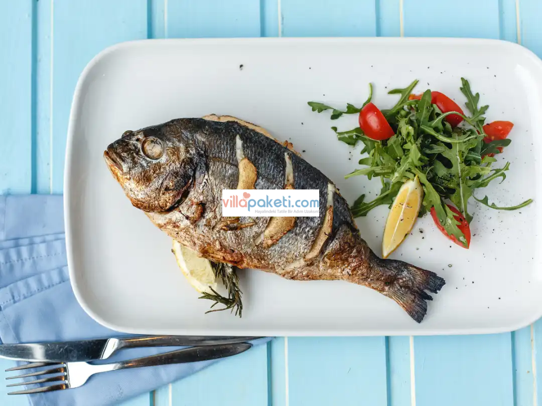 Kaş’ta Yemek Yenecek En İyi Yerler: Lezzet Dolu Restoran Rehberi