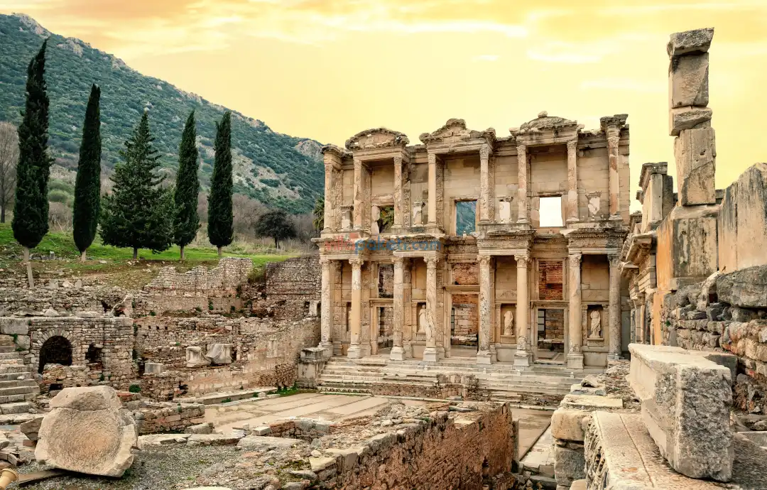 Efes Antik Kentinin Keşfedilmeyen Yüzünü Keşfedin!