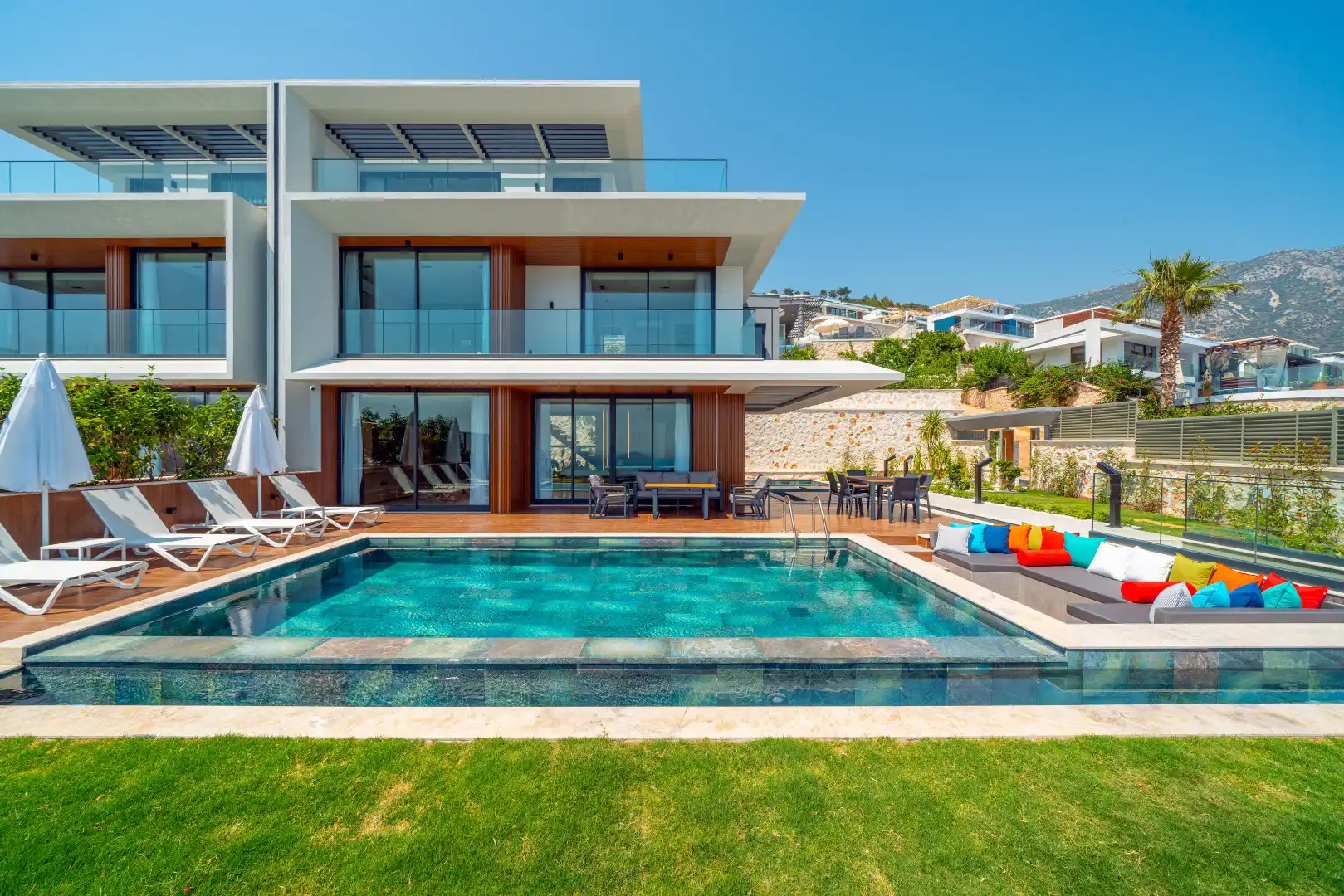 Aura-Villas-11_974.jpg