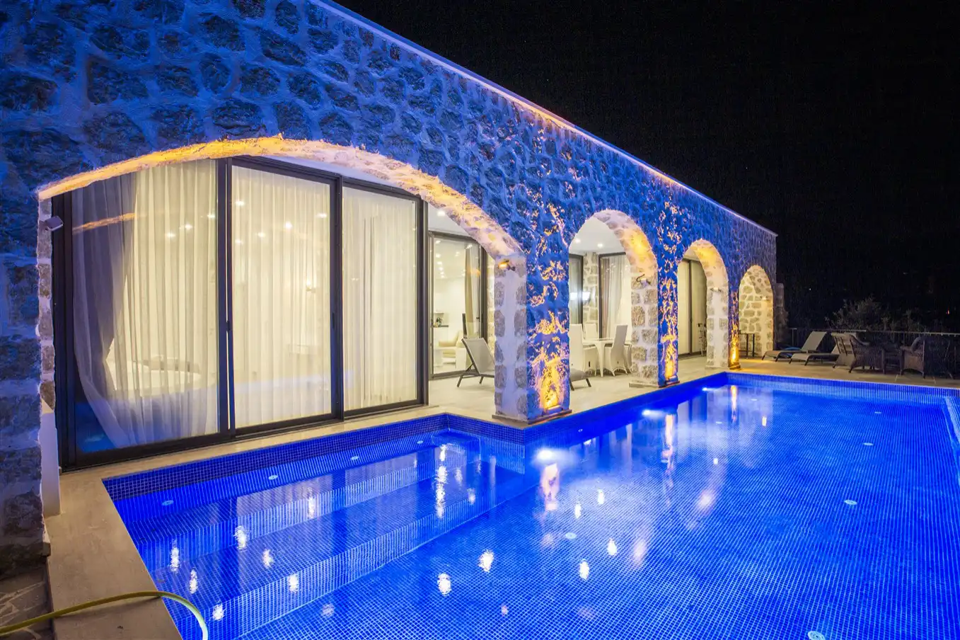 KiRALiK-ViLLANiZ-ViLLA-ROYAL-8-18_594.jpg