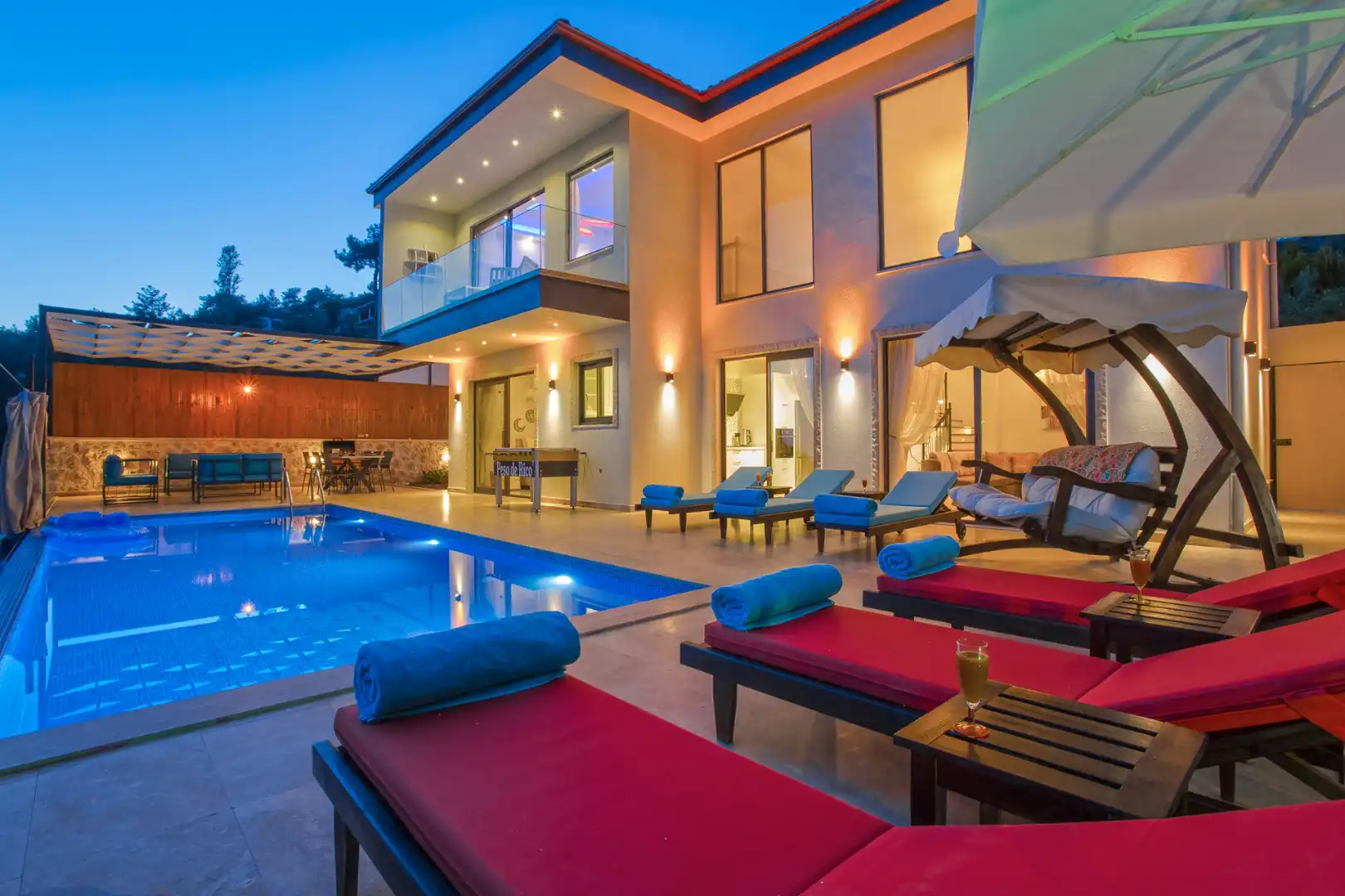 Peso-De-Rico-Villa-1_319.jpg