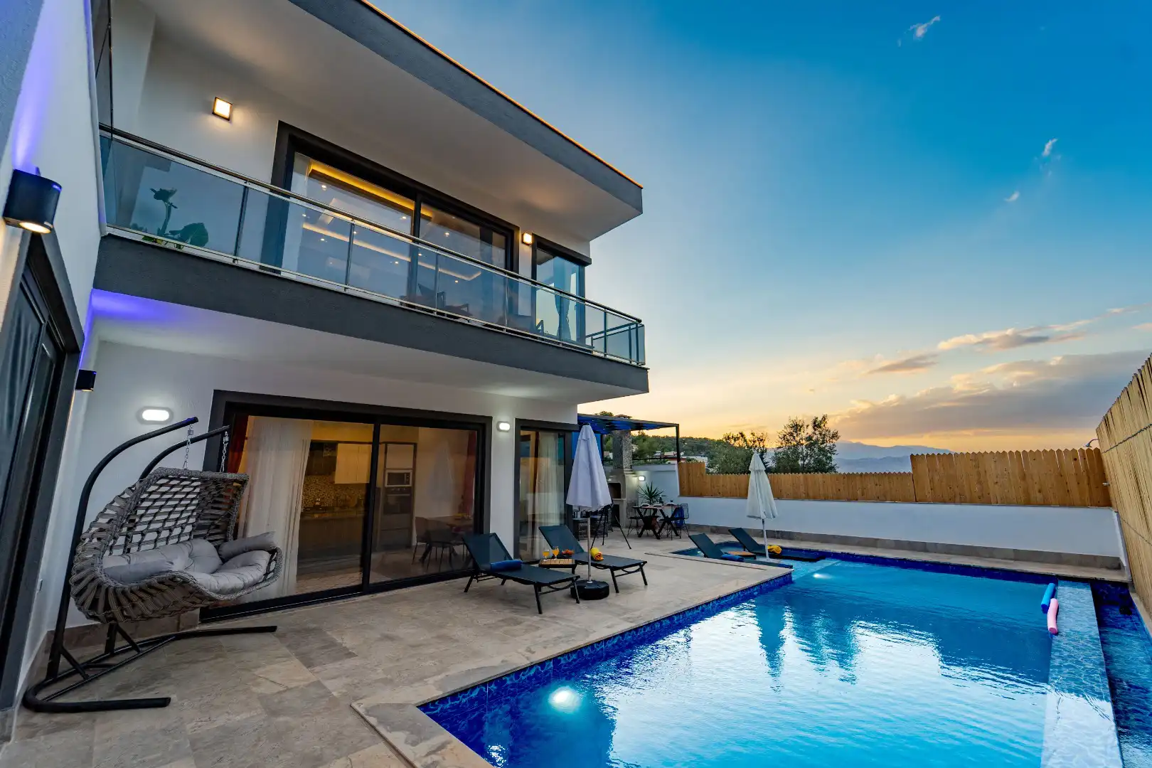 ViLLA-SiNEM08355-kopya_964.jpg