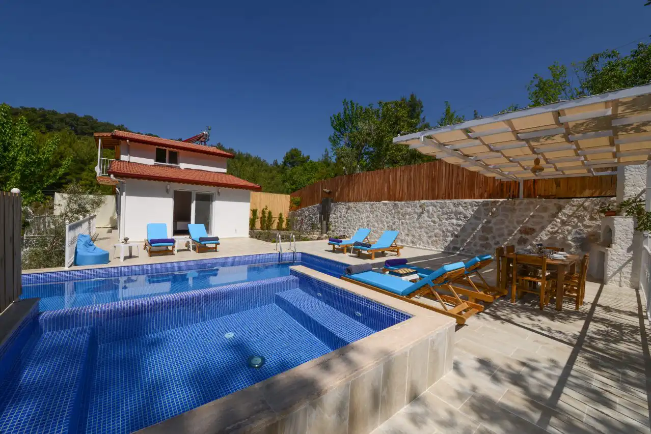 kalkan_kiralik_muhafazakar_villa_botanik_yazlik_villada_tatil-3_466.JPG