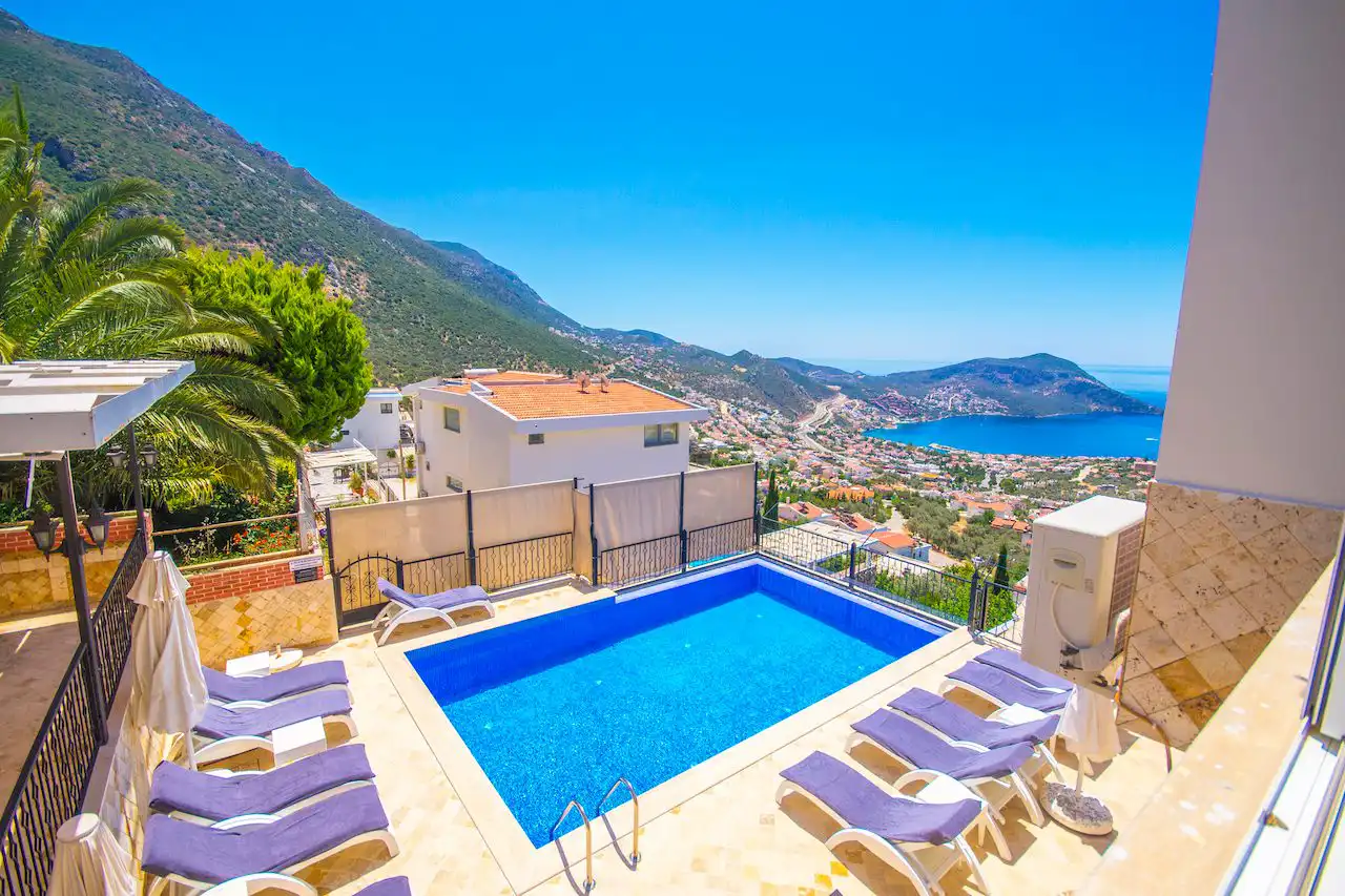 kalkan_kiralik_muhafazakar_villa_zirve_yazlik_villada_tatil43_22.jpg