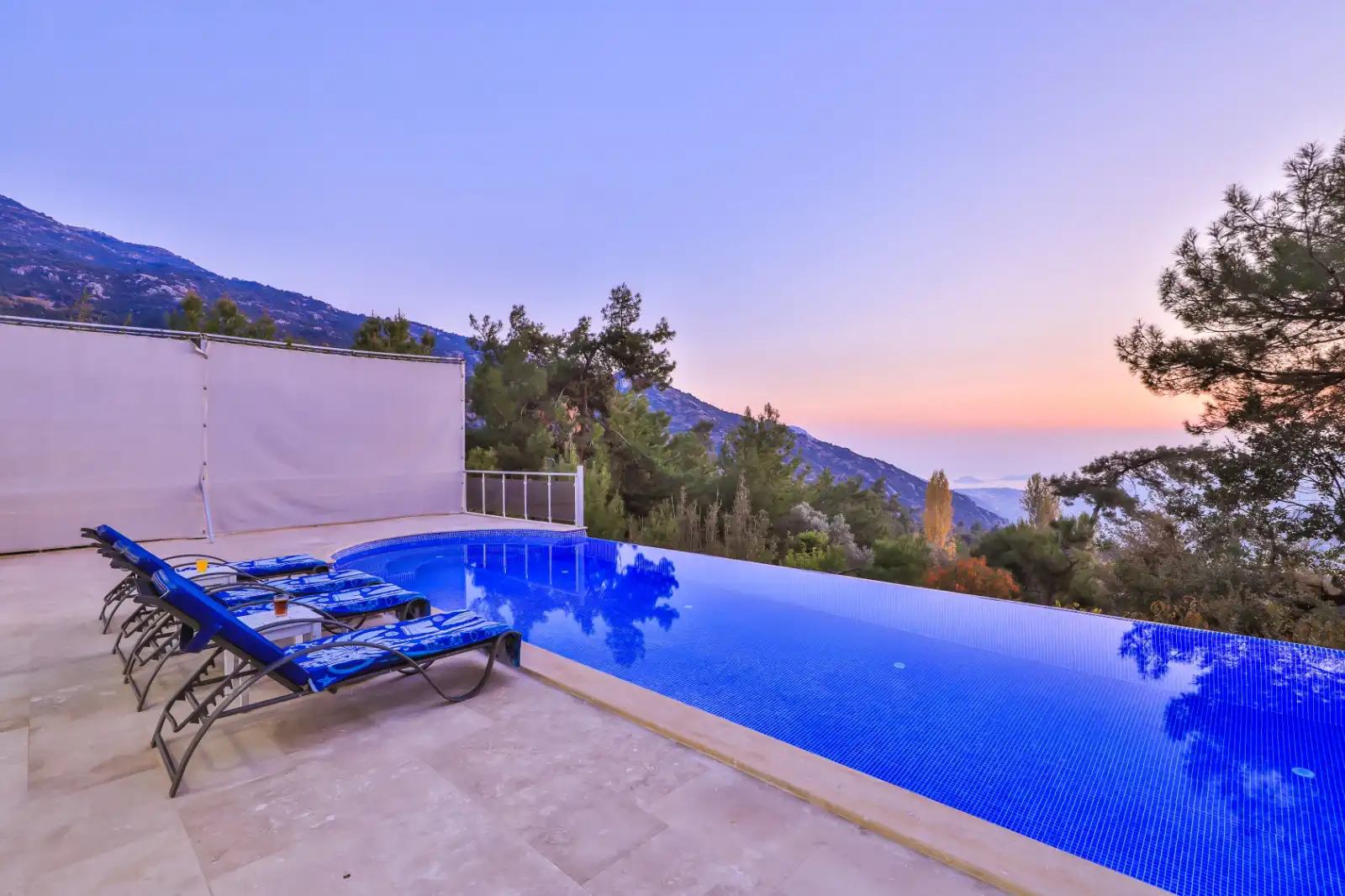 kiralik-villa_balayi-villa_saklivilla_swiss-38_661.jpeg