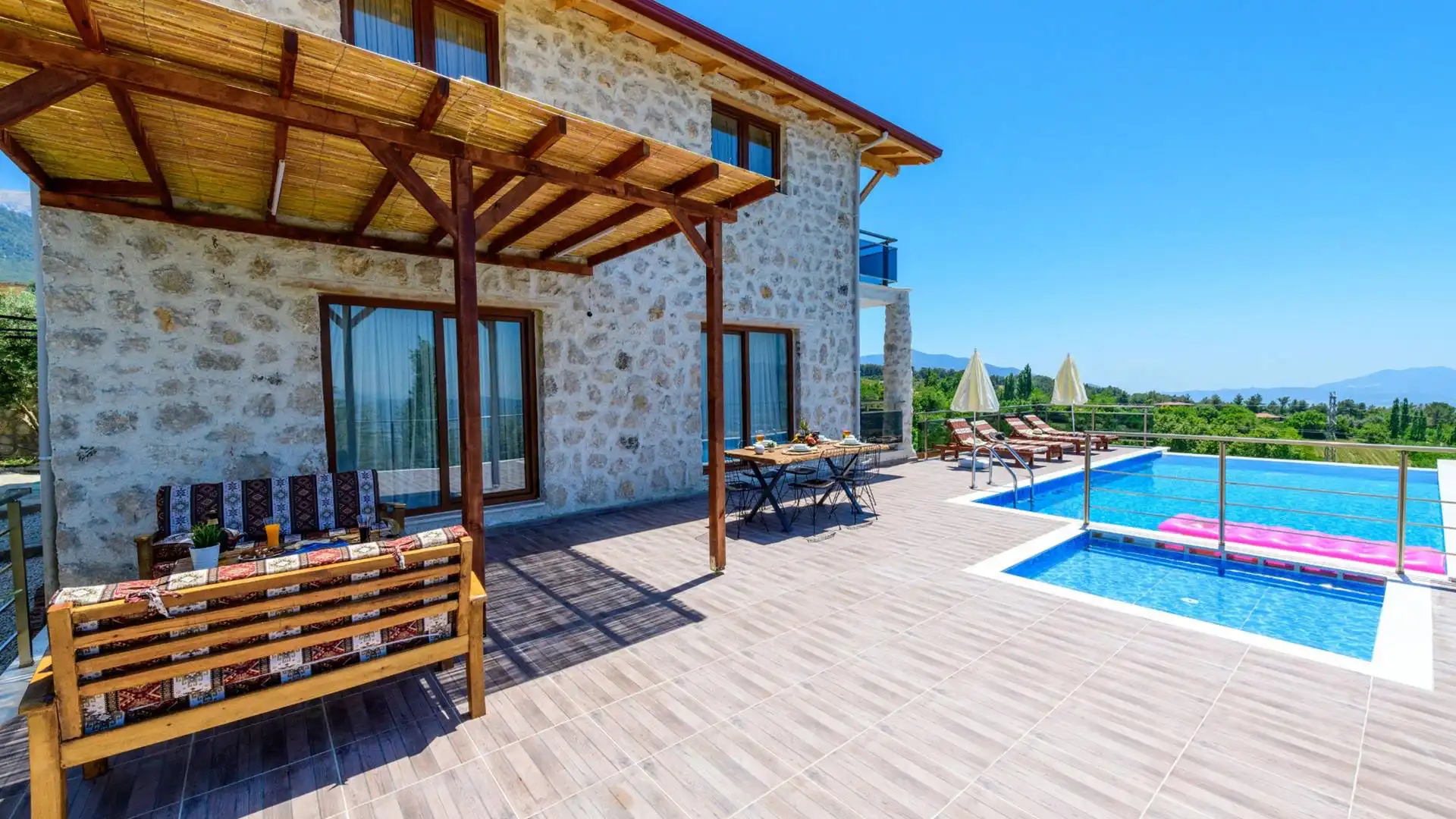 villa-paketi-villa-erdem-yakakoy-27_842.jpg