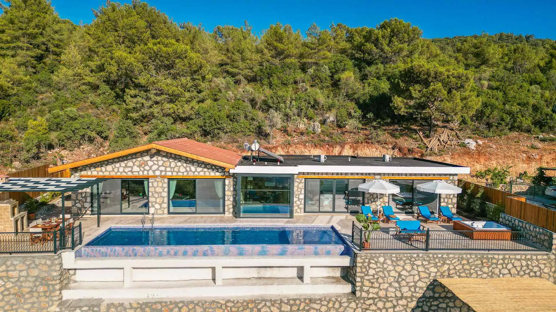 villa-paketi-villa-mirbis-35_33.jpg