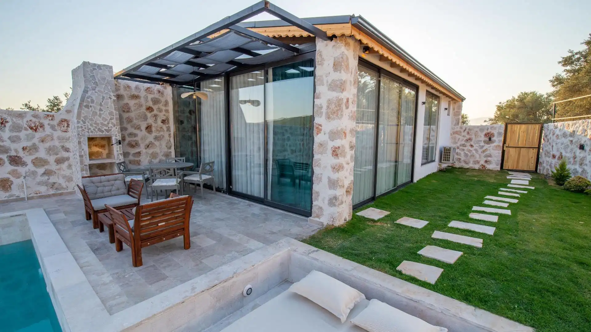 villa-paketi-villa-zumrut-caykoy-2_731.jpeg