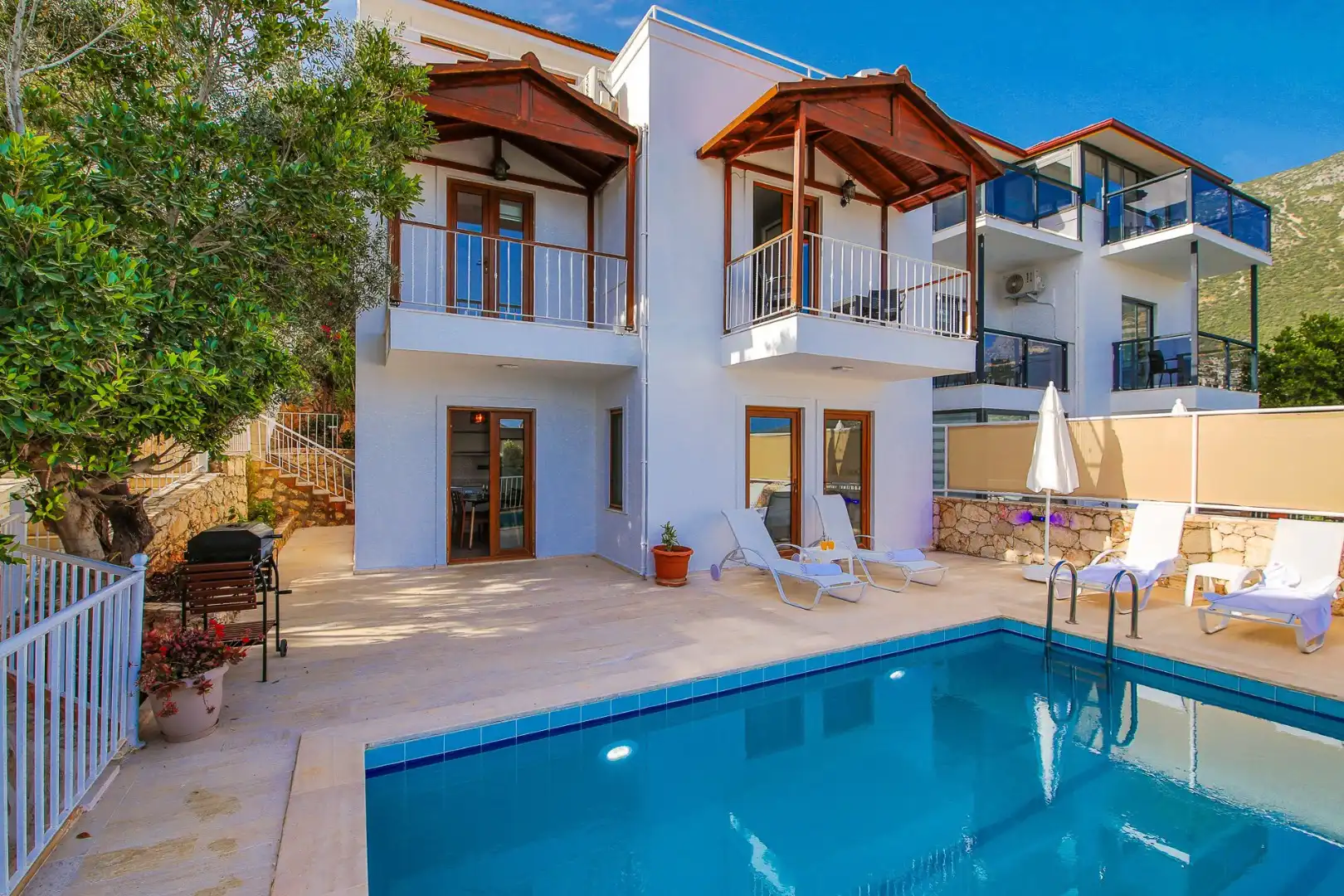 villa-sunshine-19_1920x1280_813_668.jpg