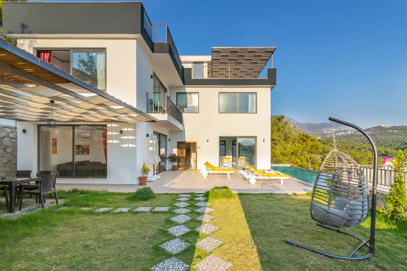 villa_patron-1_567.jpg