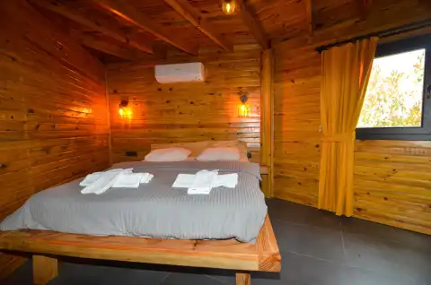 Çift Kişilik Yatak