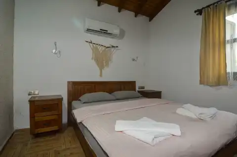 Çift Kişilik Yatak