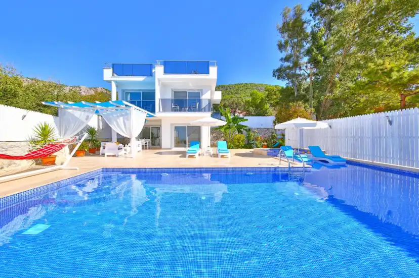 Kiralik-Muhafazakar-Villa-ozge-23_742.jpg