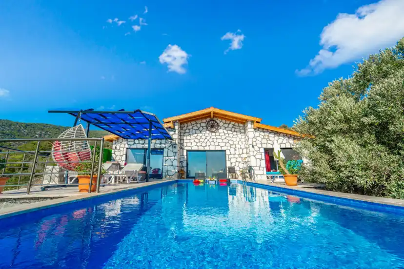 ViLLA-ADONiS_2_795.jpg