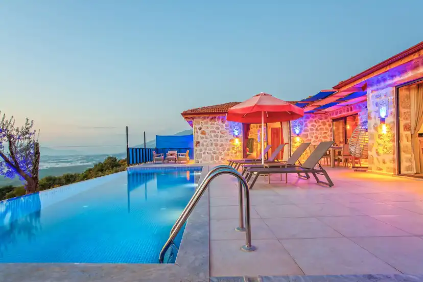 Yigit-2-Villa-10_323.jpg