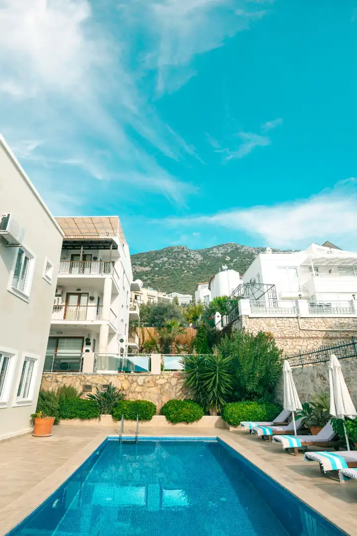 circis-villa-2_195_763.jpg