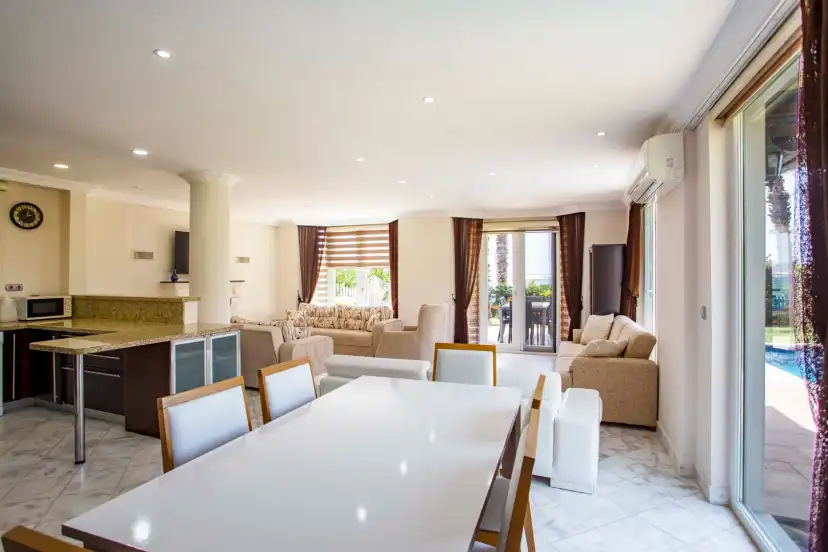 emotion-villa-17_893.jpg