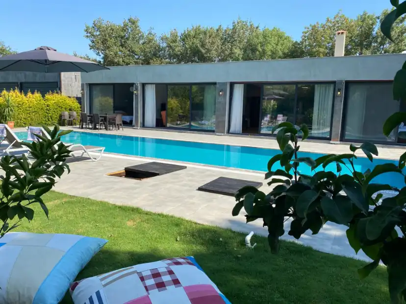 kaya-deuxe-villa-36_664.jpeg