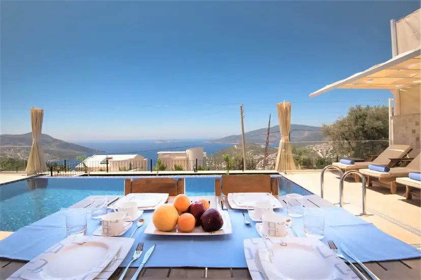 kiralik-muhafazakar-balayi-villasi-kalkan-5_21.jpg