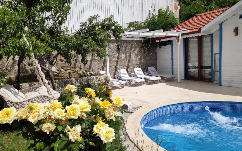 saklivilla_kiralikvilla_villaalis-8_996.jpg