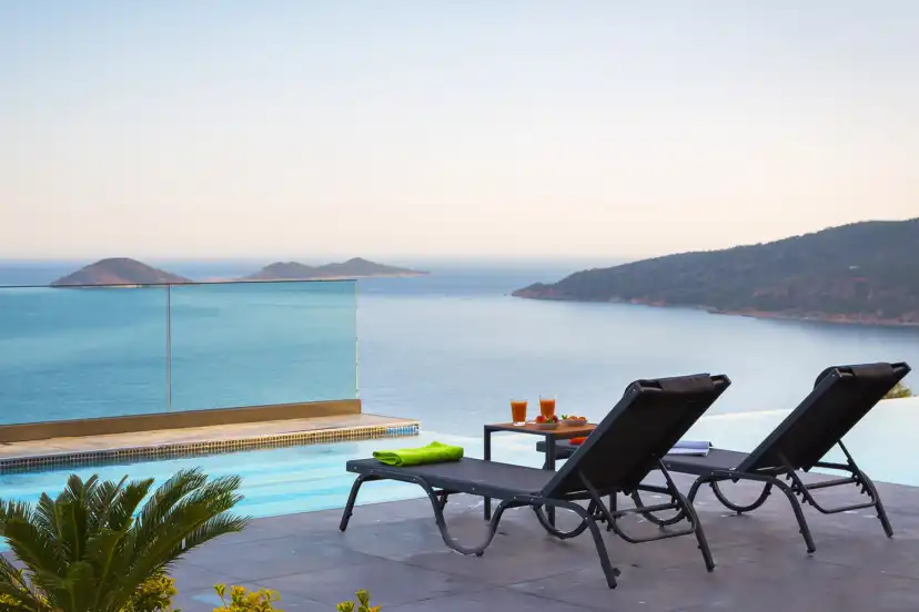 villa-vogue-gunluk-kiralik-villa-deniz-manzarali-luks-tatil-villasi-kalkan-kas-mavillam-5_409.jpg