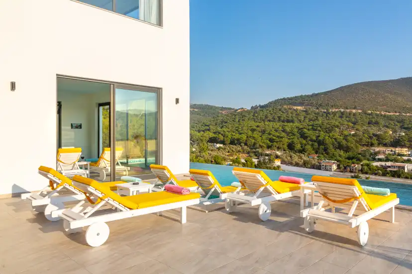 villa_patron-7_527.jpg